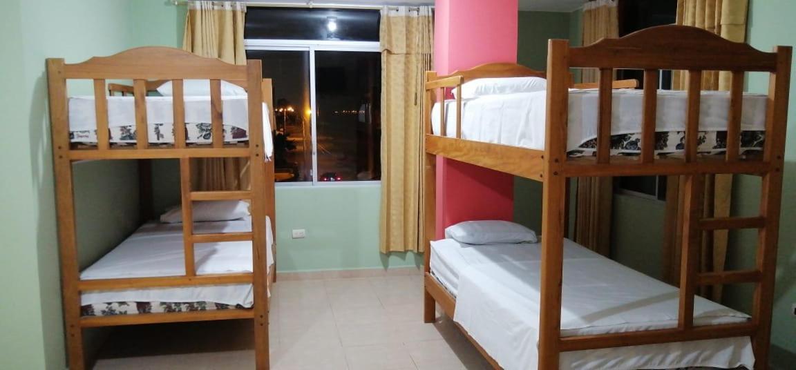 Hotel Internacional En Atacames Zewnętrze zdjęcie