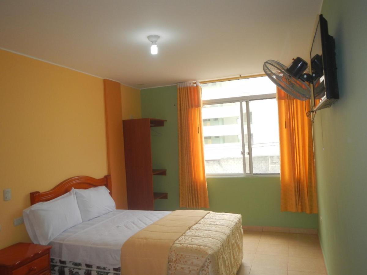 Hotel Internacional En Atacames Zewnętrze zdjęcie